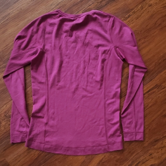 Flawed Smartwool Purple Long Sleeve 100% Wool Baselayer Top Size Medium - Picture 8 of 9
